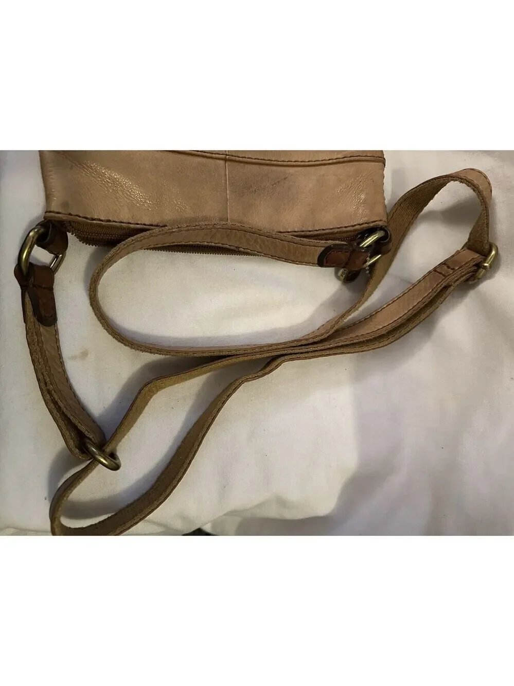 Fossil Authentic Tan Small Crossbody Shoulder Bag Purse Adjustable Strap 8